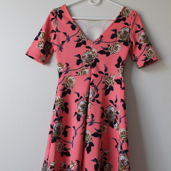 DRESS BUNDLE ✨ Pink Floral Skater Dress - Picture 2 of 4